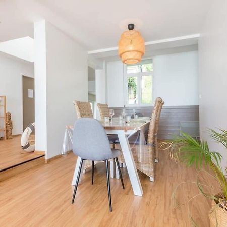 LES PIEDS DANS L'EAU - Bel appartement - Vue mer - 6 personnes Cancale Extérieur photo
