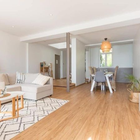LES PIEDS DANS L'EAU - Bel appartement - Vue mer - 6 personnes Cancale Extérieur photo