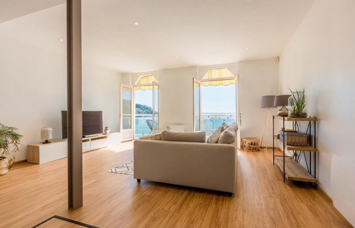 LES PIEDS DANS L'EAU - Bel appartement - Vue mer - 6 personnes Cancale Extérieur photo